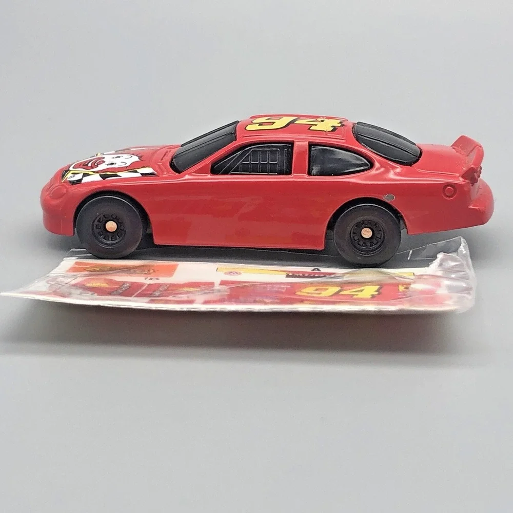 Hot Wheels 1998 McDonald's Taurus Race Car #94 w/ Sticker Sheet Red Diecast 1/64
